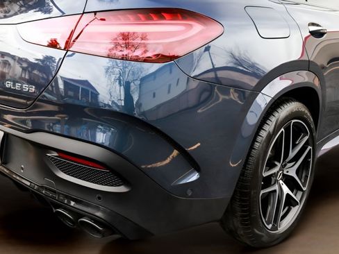 Used 2024 Mercedes-Benz GLE 53 AMG 4MATIC Coupe w/ Driver Assistance Package image 44