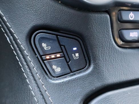 Used 2018 Chevrolet Tahoe Premier image 22