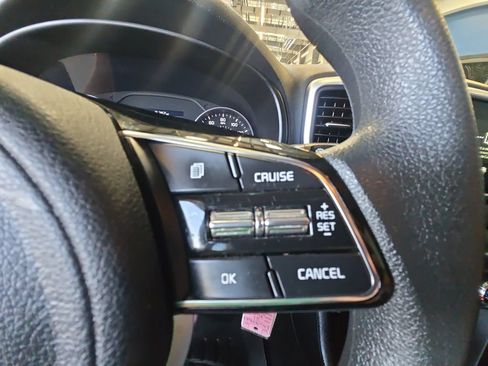 Used 2021 Kia Sportage LX AWD/4WD image 19
