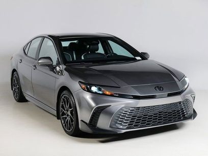 Used 2025 Toyota Camry SE