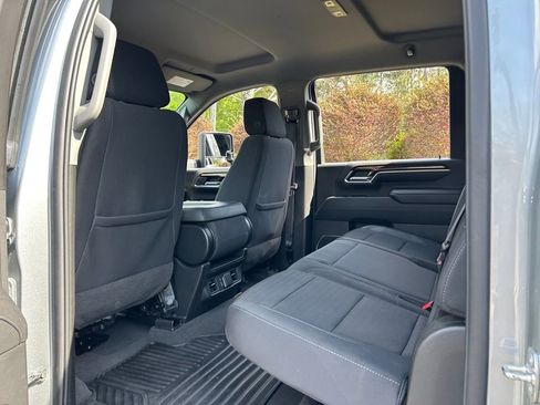 Used 2024 GMC Sierra 2500 SLE w/ SLE Value Package; AWD/4WD image 46
