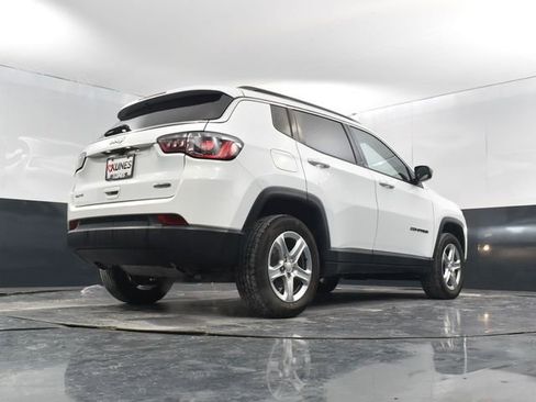 Used 2023 Jeep Compass Latitude image 44