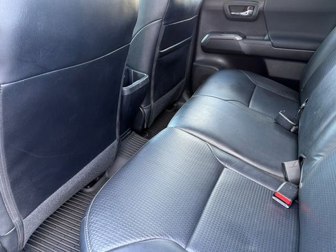 Used 2021 Toyota Tacoma TRD Sport w/ TRD Premium Sport Package image 12