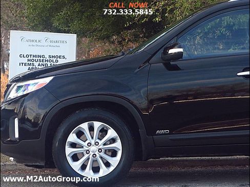 Used 2014 Kia Sorento EX image 19