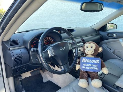 Used 2005 INFINITI G35 Coupe w/ (P01) Premium Pkg image 10