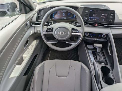 Certified 2026 Hyundai Elantra Sport FWD image 14