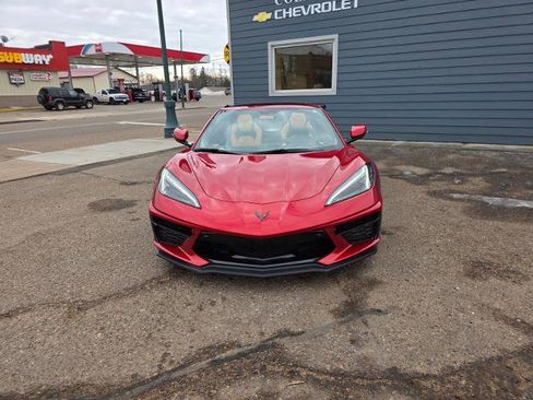 Used 2023 Chevrolet Corvette Stingray Premium Cpe w/ Body-Color Dual Roof Package image 16
