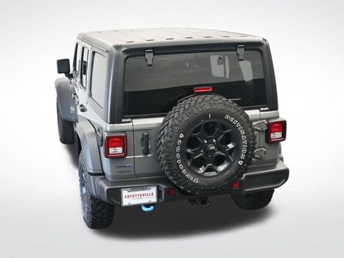 Used 2023 Jeep Wrangler Unlimited w/ Cold Weather Group AWD/4WD image 27