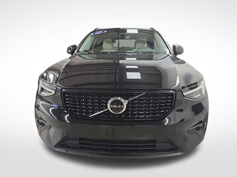 Used 2023 Volvo XC40 B5 Ultimate w/ Protection Package Premier AWD/4WD image 9