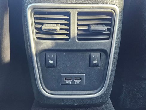 Certified 2023 Chrysler 300 Touring L w/ Popular Equipment Group image 28