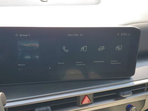 New 2026 Kia Sorento S FWD image 16