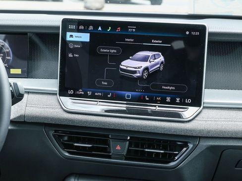 New 2025 Volkswagen Tiguan S image 23