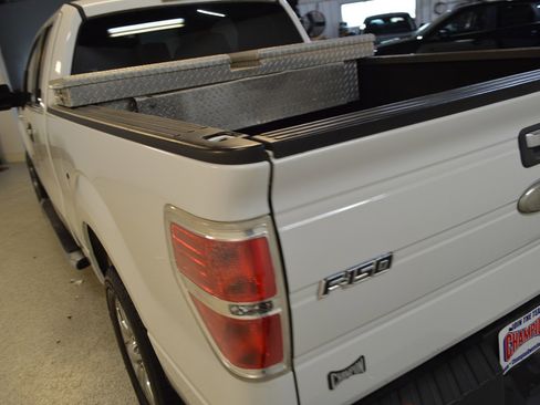 Used 2011 Ford F150 XLT w/ XLT Chrome Pkg image 5