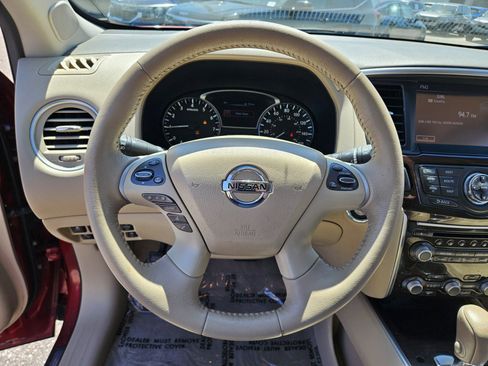 Used 2015 Nissan Pathfinder SL w/ SL Premium Package FWD image 25