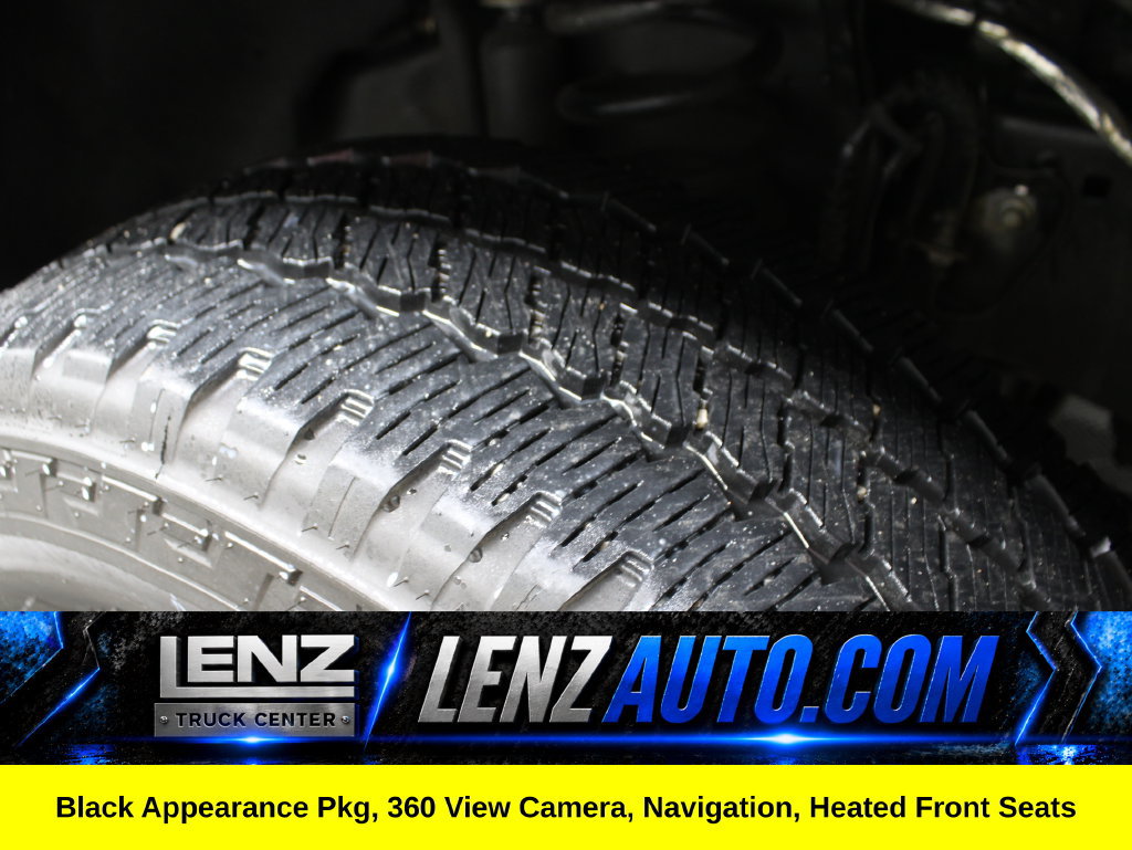 Used 2025 Ford F250 XLT w/ Black Appearance Package AWD/4WD image 11