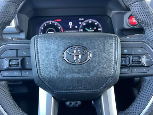 New 2026 Toyota Camry SE FWD image 24