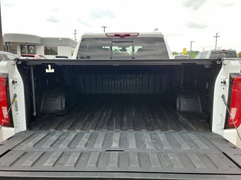 Used 2022 GMC Sierra 1500 Denali w/ Technology Package AWD/4WD image 7