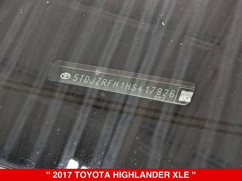 Used 2017 Toyota Highlander XLE AWD/4WD image 40