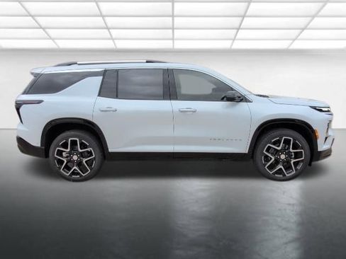 New 2026 Chevrolet Traverse High Country w/ LPO, Floor Liner Package image 37