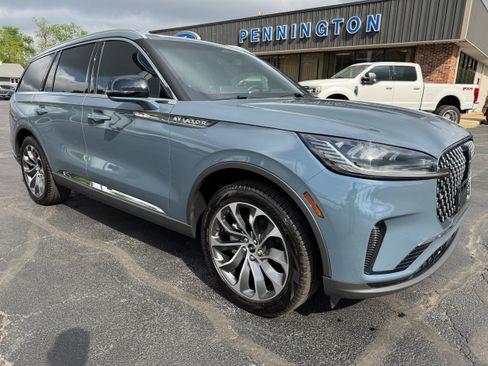 Used 2025 Lincoln Aviator Reserve image 9