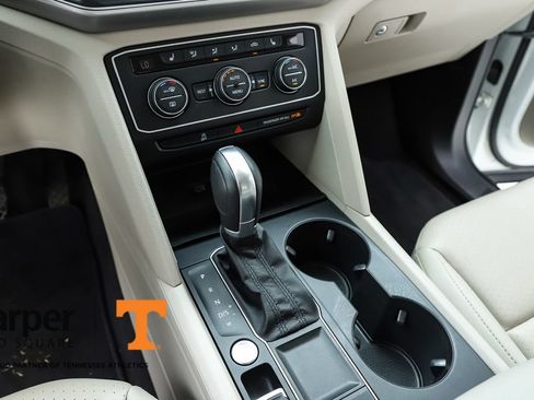 Used 2018 Volkswagen Atlas SE FWD image 24