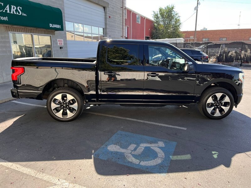 Used 2023 Ford F150 Lightning Platinum AWD/4WD image 10