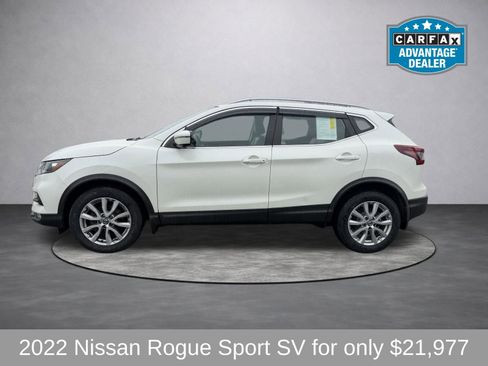 Used 2022 Nissan Rogue Sport SV w/ Technology Package image 6
