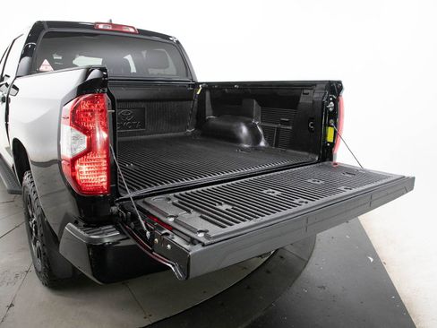 Used 2020 Toyota Tundra SR5 AWD/4WD image 9