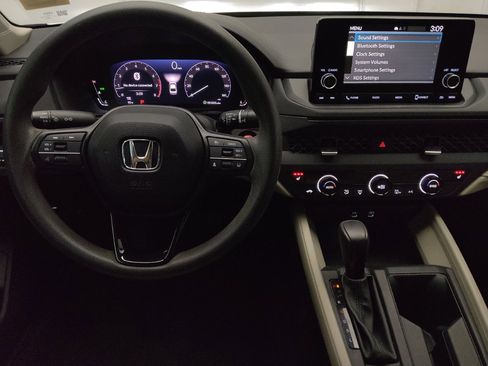 Used 2024 Honda Accord EX image 22