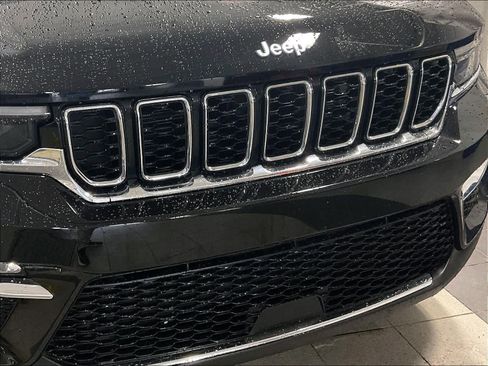 Used 2024 Jeep Grand Cherokee Limited 4xe image 32