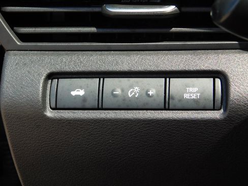 Used 2024 Nissan Altima 2.5 SV FWD image 23