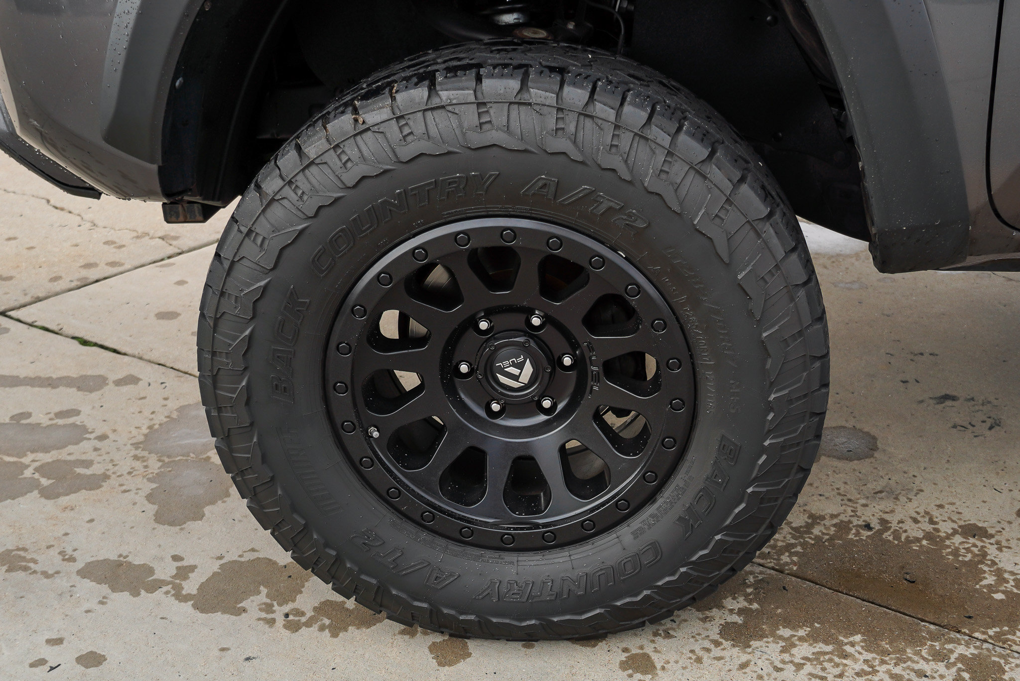 Certified 2019 Toyota Tacoma TRD Off-Road AWD/4WD image 12