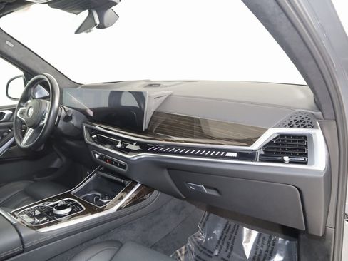 Used 2023 BMW X7 M60i w/ Executive Package image 56