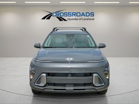 Used 2025 Hyundai Kona SEL image 2
