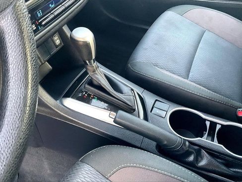 Used 2017 Toyota Corolla L image 17