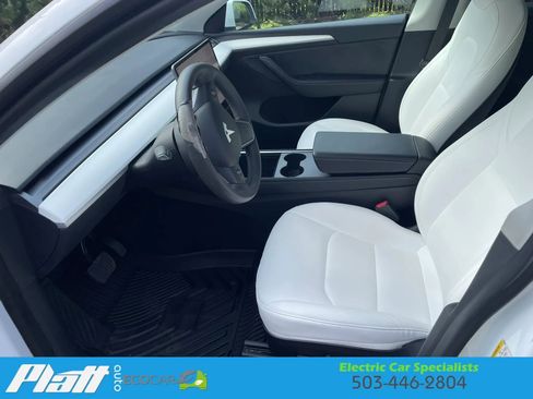 Used 2023 Tesla Model Y Long Range AWD/4WD image 22