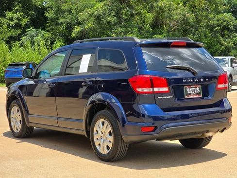Used 2019 Dodge Journey SE w/ Connectivity Group FWD image 7