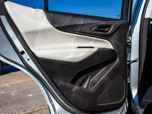 Used 2024 Chevrolet Equinox LT AWD/4WD image 11