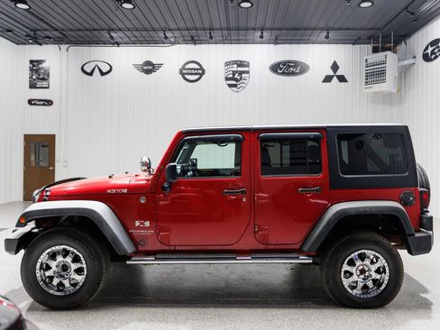 Used 2008 Jeep Wrangler Unlimited X image 3