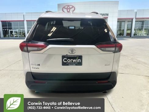 Used 2025 Toyota RAV4 XLE image 4