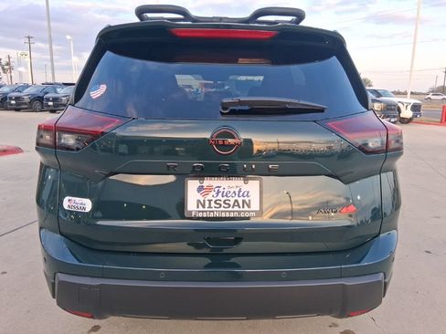 New 2026 Nissan Rogue SV AWD/4WD image 6