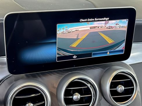 Used 2021 Mercedes-Benz C 300 Sedan image 17