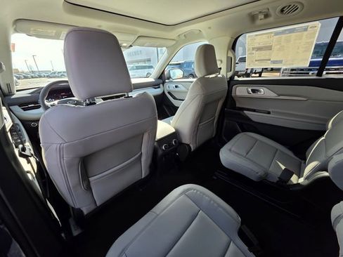 New 2026 Ford Explorer Active image 47