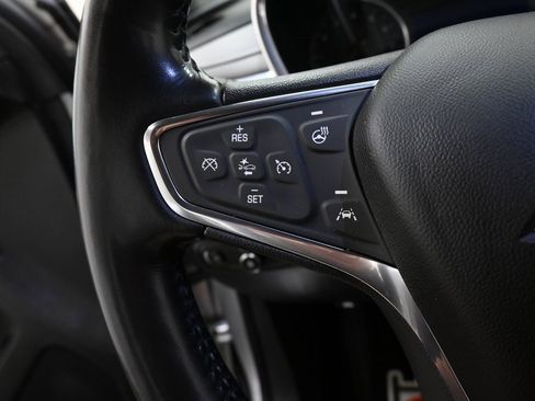 Used 2021 Chevrolet Equinox Premier image 18