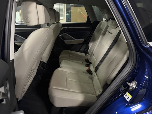 Used 2024 Audi Q3 2.0T Premium w/ Convenience Package image 43