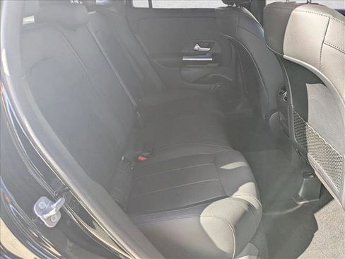 Used 2025 Mercedes-Benz GLA 250 GLA 250 image 19