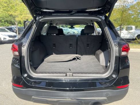 Certified 2024 Chevrolet Equinox LT FWD image 23