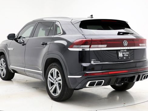 Used 2024 Volkswagen Atlas Cross Sport SEL R-Line AWD/4WD image 6