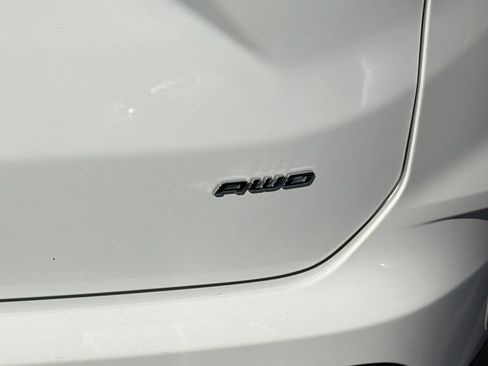 Used 2024 Ford Edge SEL AWD/4WD image 11