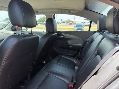 Used 2020 Chevrolet Sonic Premier FWD image 8